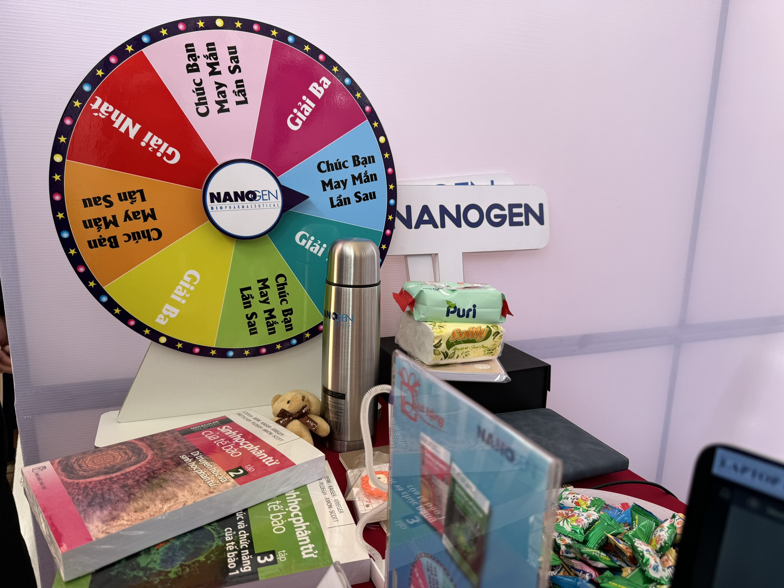 Lucky wheel and attractive gifts at the Nanogen’s booth.